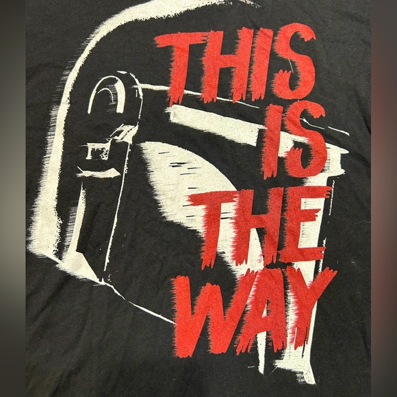 Star Wars x Latest Obsession - The Mandalorian Large “This is the way” T Shirt - Picture 5 of 6